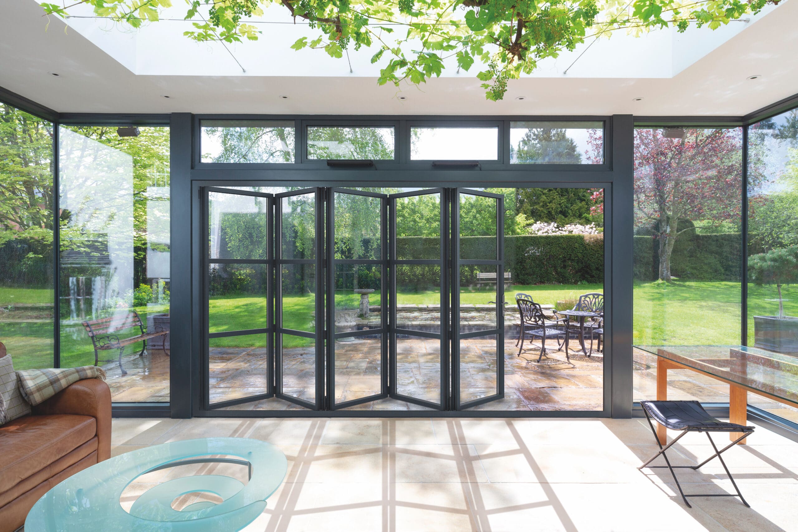 visofold bifold doors scaled